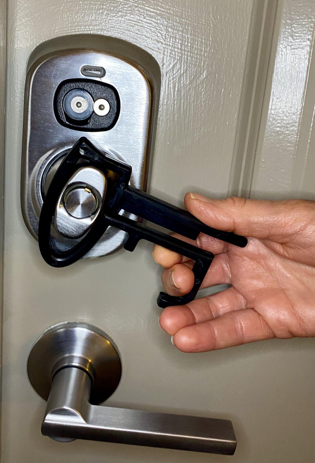 the cleanhand...the ultimate no-touch tool! - thecleanhand...the perfect no touch door opener!
